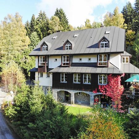Hotel Konsel Ржічки Екстер'єр фото