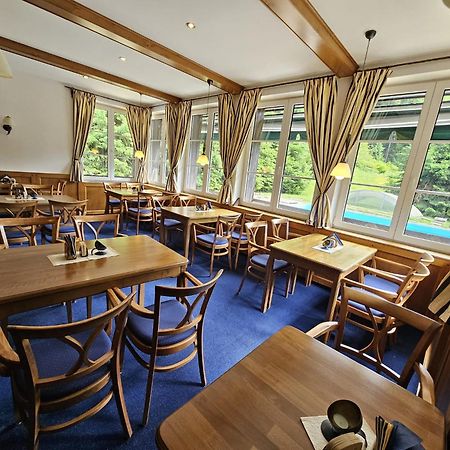 Hotel Konsel Ржічки Екстер'єр фото