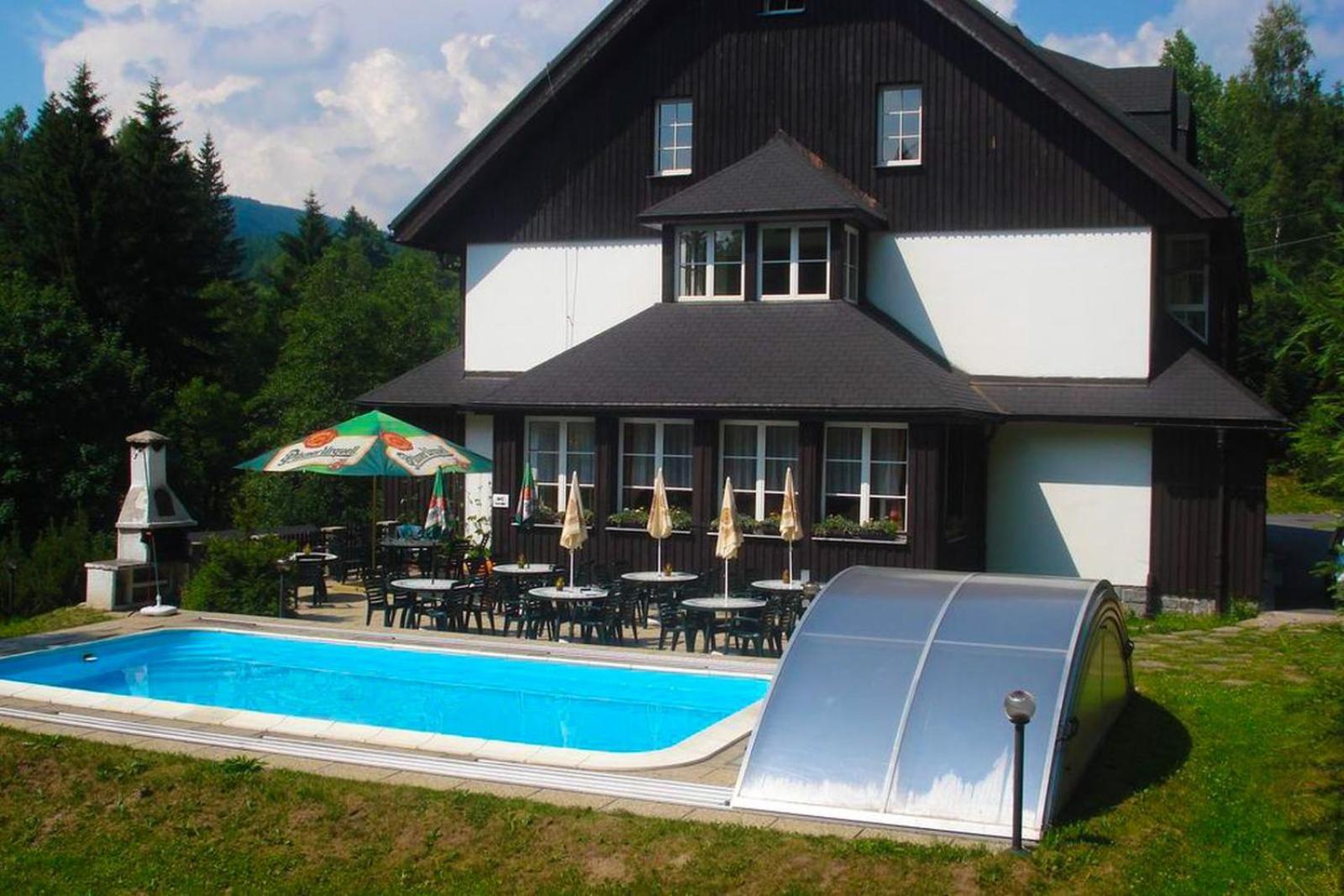 Hotel Konsel Ржічки Екстер'єр фото